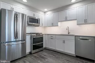 4480 Market Commons Dr, Fairfax, VA 22033 - Photo 7