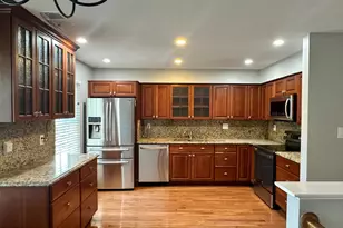 6025 Crocus Ct, Alexandria, VA 22310 - Photo 11