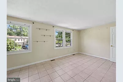 8216 Claremont Woods Drive, Alexandria, VA 22309 - Photo 11