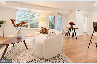 4104 Monument Court #202, Fairfax, VA 22033 - Photo 9