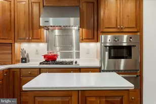 6225 Kellogg Dr, McLean, VA 22101 - Photo 13