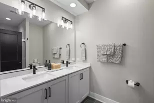 7361 Blade Dr, Falls Church, VA 22042 - Photo 37