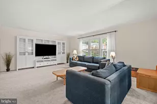 8138 Viola St, Springfield, VA 22152 - Photo 5