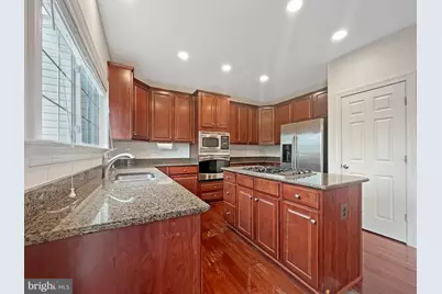 8173 McCauley Way, Lorton, VA 22079 - Photo 9
