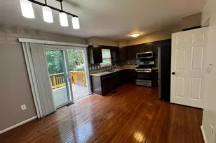 7344 Rhondda Dr, Lorton, VA 22079 - Photo 7