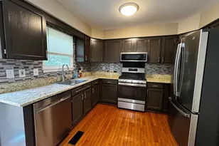 7344 Rhondda Dr, Lorton, VA 22079 - Photo 9