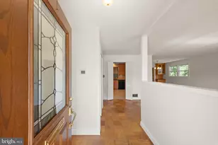 8108 Adair Ln, Springfield, VA 22151 - Photo 5
