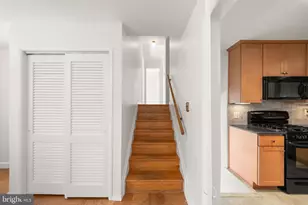 8108 Adair Ln, Springfield, VA 22151 - Photo 17