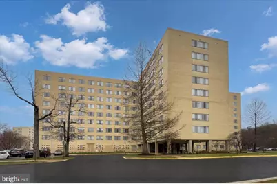 6641 Wakefield Drive #812, Alexandria, VA 22307 - Photo 21