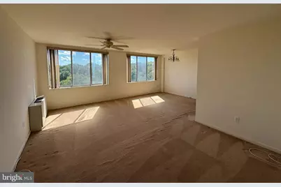 6641 Wakefield Drive #812, Alexandria, VA 22307 - Photo 3