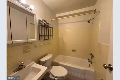 6641 Wakefield Drive #812, Alexandria, VA 22307 - Photo 11