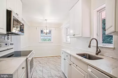 7116 Wayne Drive, Annandale, VA 22003 - Photo 7