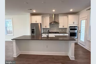 10824 Cedar Avenue, Fairfax, VA 22030 - Photo 9