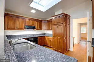 2505 Leeds Rd, Oakton, VA 22124 - Photo 13
