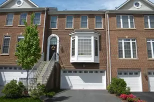 9982 Cyrandall Dr, Oakton, VA 22124 - Photo 1