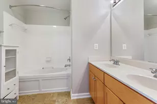 4455 Beacon Grove Cir, Fairfax, VA 22033 - Photo 21