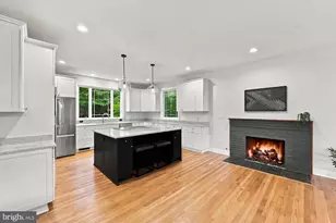 9945 Woodrow St, Vienna, VA 22181 - Photo 27