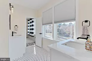 [Address not provided], Alexandria, VA 22306 - Photo 39
