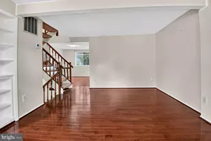7988 Tyson Oaks Cir, Vienna, VA 22182 - Photo 5