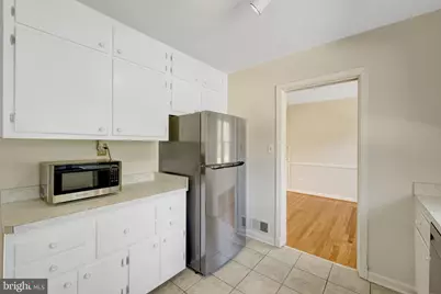 756 Applewood Lane, Great Falls, VA 22066 - Photo 17