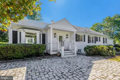 756 Applewood Lane, Great Falls, VA 22066 - Photo 3