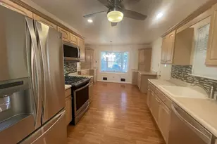 3905 Flagstone Terrace, Alexandria, VA 22306 - Photo 3