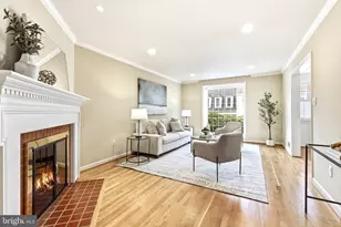 1107 Wimbledon Dr, McLean, VA 22101 - Photo 3