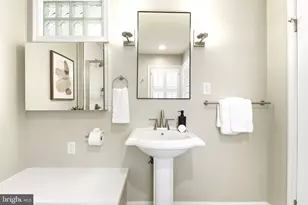 1107 Wimbledon Dr, McLean, VA 22101 - Photo 15