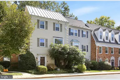1107 Wimbledon Drive, McLean, VA 22101 - Photo 1