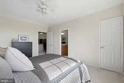 4415 Weatherington Lane #404, Fairfax, VA 22030 - Photo 11