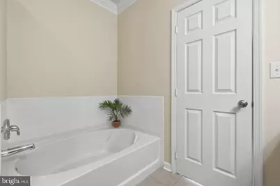 4415 Weatherington Lane #404, Fairfax, VA 22030 - Photo 15