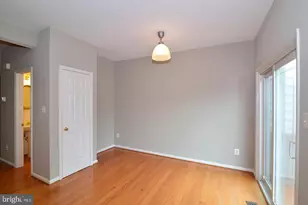 2516 Isham Randolph Dr, Herndon, VA 20171 - Photo 11