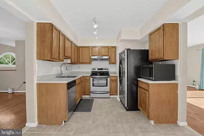 5213 Leeward Lane, Alexandria, VA 22315 - Photo 7