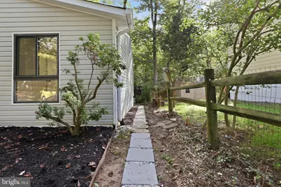 11586 Red Leaf Court, Reston, VA 20191 - Photo 33