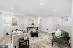 11586 Red Leaf Ct, Reston, VA 20191 - Photo 5