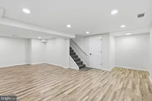 11586 Red Leaf Ct, Reston, VA 20191 - Photo 23
