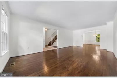 6605 McLean Court, McLean, VA 22101 - Photo 7