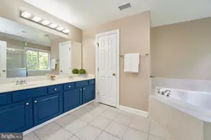 13538 Davinci Ln, Herndon, VA 20171 - Photo 23