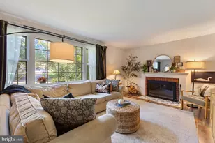6803 Field Master Dr, Springfield, VA 22153 - Photo 15