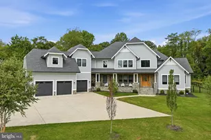 5532 Summit St, Centreville, VA 20120 - Photo 1