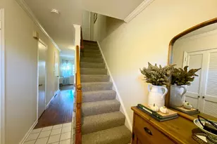 8535 Hilltop Rd, Vienna, VA 22180 - Photo 3