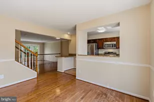14063 Winding Ridge Ln, Centreville, VA 20121 - Photo 5