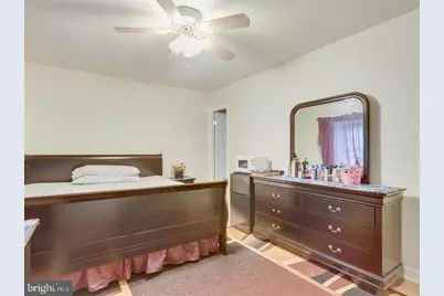 9902 Lakepointe Drive, Burke, VA 22015 - Photo 13