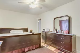 9902 Lakepointe Dr, Burke, VA 22015 - Photo 13