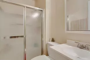 9902 Lakepointe Dr, Burke, VA 22015 - Photo 15