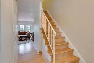 9902 Lakepointe Dr, Burke, VA 22015 - Photo 11