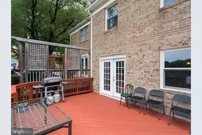 9902 Lakepointe Drive, Burke, VA 22015 - Photo 3
