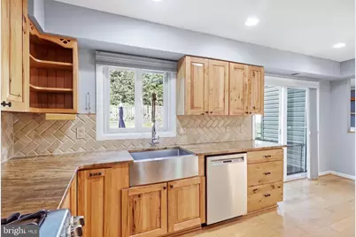 4111 Meadow Hill Lane, Fairfax, VA 22033 - Photo 13
