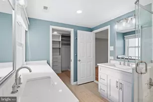 4111 Meadow Hill Ln, Fairfax, VA 22033 - Photo 25