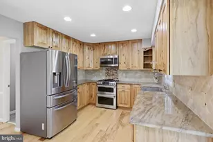 4111 Meadow Hill Ln, Fairfax, VA 22033 - Photo 11